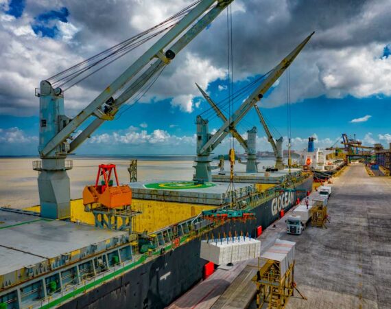 Operadores portuários maranhenses são responsáveis por movimentação recorde de cargas no Porto do Itaqui no 1º semestre de 2023